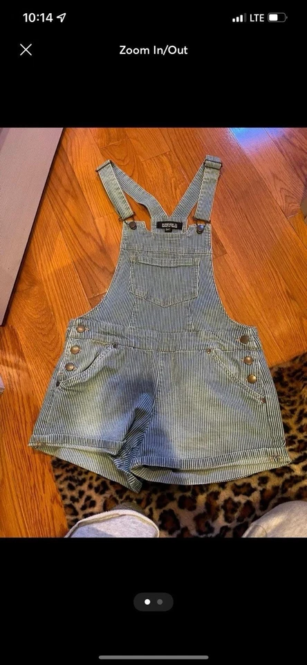 Forever 21 Pin Rayas Mono Shorts Talla Mediana  Foto 1 de 1