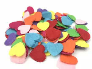 500pcs Mixed Colors Die Cut Felt Heart-shaped Fit Cardmaking decoration 20mm - Picture 1 of 3