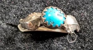 Vintage Navajo Small Sterling Silver Two Side Leaf Turquoise Woman's Ring size 4 - Picture 1 of 5