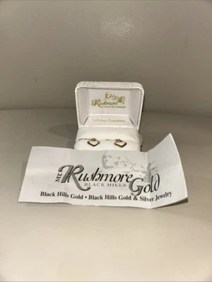 10k Black Hills Earrings 14k Rose Gold Wires Vintage Tri Color Pierced Earrings - Image 1 of 4