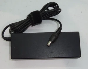 TOSHIBA AC/ ADAPTER MODEL: PA3283U-1ACA - 15V - 5A -  #NT4131 - Bild 1 von 3