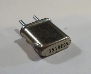 Scanner Crystal - 151.2950 MHz - 10.7 iF - .039 Pins - CTS - HC-25/U - Zdjęcie 1 z 1