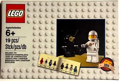 Lego 6079531 Classic Space Man 2014 Limited Promo Exclusive Factory Sealed - Image 1 of 2