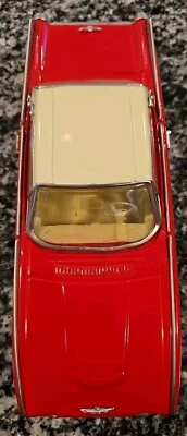Vintage 1963 Ford Thunderbird MF-333 Carro de Fricção em Estanho Vermelho com Tampo Branco EX Condição - Imagem 1 de 4