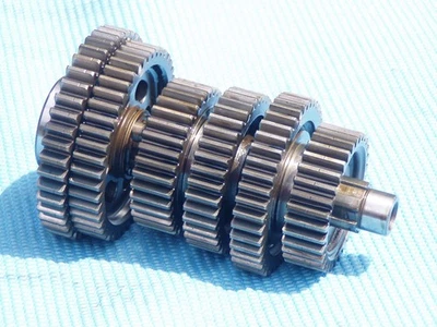 Contraeje y engranajes de transmisión Honda CB750 F & K 75-78 Foto 1 de 4