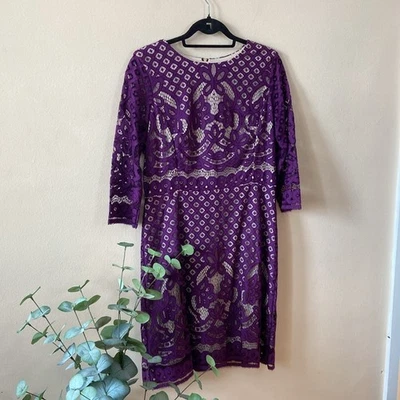 Nuevo Vestido Body Con de Encaje Tostado Púrpura Gabby Skye Para Mujer 12 Fiesta Floral Bonito Foto 1 de 4