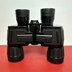 TASCO Black Binoculars 10x40 - Picture 1 of 8
