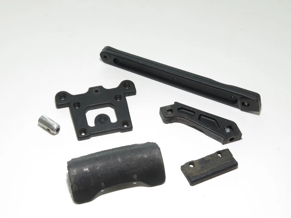 XB-0718 team xray XB8 2020 Buggy chassis braces bumpers plate - Image 1 of 1