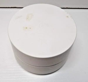 Google GJ2CQ WIFI Access Point Router WIFI Google Mesh Comes On - Picture 1 of 11