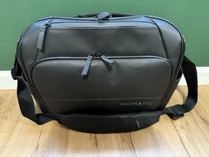 NOMATIC Messenger Bag V2, TSA Ready Laptop Sleeve, 15L Volume, Magnetic Strap - Photo 1/6