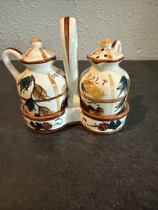 Japan Handpainted Ceramic Salt & Pepper Shakers w Caddy Vintage - Afbeelding 1 van 3