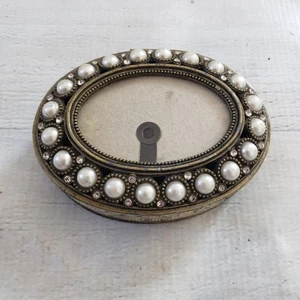 Vintage Enamel Metal Trinket Photo Box Faux Pearls - Picture 1 of 6