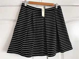 NWT $68 Max Studio Pleated Mini Skirt Striped Black White L - Picture 1 of 6