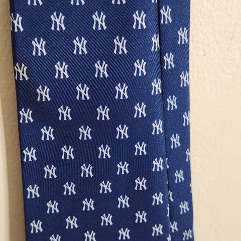 New York Yankees MLB Necktie Cover