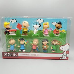 Peanuts Gang 10 pack Collectible Figure Set Just Play 2015 Toy Pvc Snoopy Linus