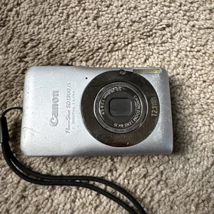 Canon PowerShot SD1300 12.1MP Y2K Digicam Camera (Silver) Tested & Works READ - Picture 1 of 7