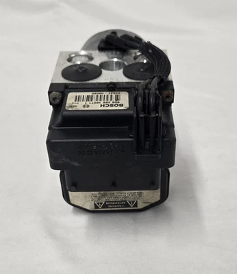 Conjunto de bomba de freno antibloqueo ABS Toyota Camry LE 2002-2003 3,0 L Foto 1 de 4