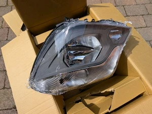 Mercedes Sprinter 440-11C1LMRDEM2 Left Headlight Headlamp Halogen Bulb DRL - Picture 1 of 5