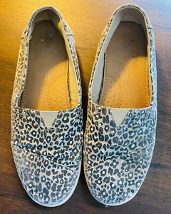 Toms Avalon Gray Leopard Print Slip On Sneaker Size 6.5 - Picture 1 of 8