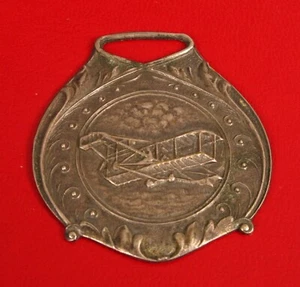 ANTIQUE FIRST FLIGHT KITTY HAWK WRIGHT BROTHERS FLYING AIRPLANE WATCH KEY FOB !! - Picture 1 of 1
