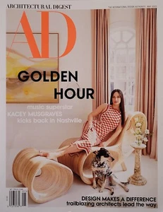KACEY MUSCRAVES IN NASHVILLE May 2022 ARCHITECTURAL DIGEST Magazine - Bild 1 von 1
