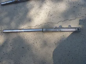 OEM FACTORY 95-00 Yamaha XV535 535 Virago RH Front Fork - Picture 1 of 1