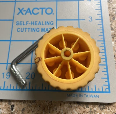 Neumático de repuesto para andador infantil Bright Starts C61 Foto 1 de 4