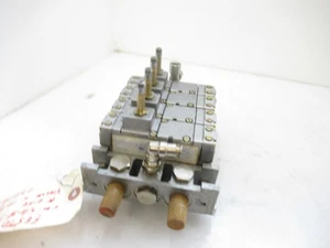 Festo CM-5/2-1/4-FH 6154 a 4 válvulas (usado probado) - Imagen 1 de 7