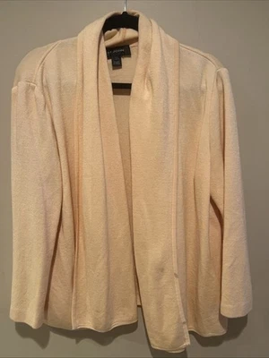 Cárdigan St. John Foto 1 de 4