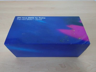 BMW Dealer Special 1/24 scale 740i 1994 E38 7 Series Finished Miniature Car el - Image 1 of 4