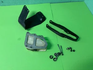 KAWASAKI KDX 220 KDX220 SR B1 CHAIN SLIDER CHAIN GUARD SET - Picture 1 of 13