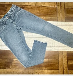 Girls Levi’s Jeans. Size: 14 Regular (Girls). Pre-Loved. - Picture 1 of 6