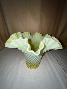 Fenton Vaseline Opalescent Hobnail Lg Flip Vase-Prelogo-Topaz Canary Uranium MCM - Picture 1 of 14