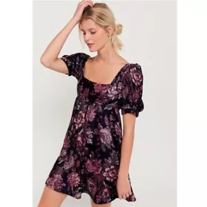 Urban Outfitters Penelope Dress floral velvet - Picture 1 of 8