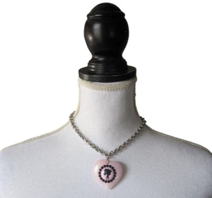 Vintage Tarina Tarantino Heart Ponytail Barbie Silhouette Pendant Necklace Y2K - Picture 1 of 7