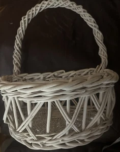 "Cesta colgante blanca 13"" Ac. "Casa de campo Cottagecore de 14,5"" L parte posterior plana" - Imagen 1 de 3