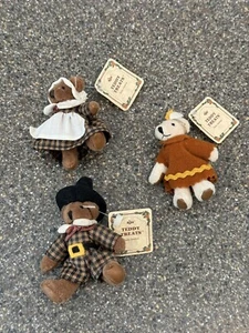VTG Russ Teddy Treats Thanksgiving Set Pilgrim/Indian Bears 3” Fully Jointed NEW - Picture 1 of 8