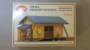 HO Model Power Small Freight Station 404 New Open Box - Picture 1 of 5
