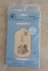 Nuevo Fond Memories Bolso de Punto de Cruz Etiqueta/Llavero Kit VIOLETAS #B1451 Flores - Imagen 1 de 3