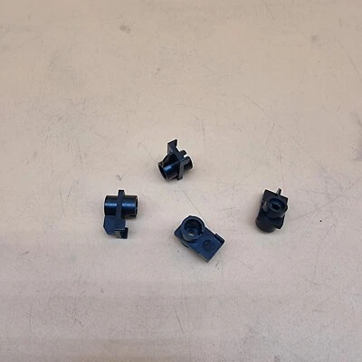 4moms mamaroo 1046 Juego de 4 soportes base plástico negro Foto 1 de 2