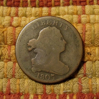 1807 DRAPED BUST HALF CENT, G/VG   ~  NICE ORIGINAL EXAMPLE WITHOUT ISSUES - Image 1 of 4