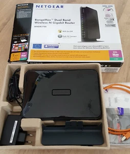 NETGEAR RangeMax Router (Dual Band, Wireless-N, 300+300 Mbps, 4x Gigabit LAN) - Bild 1 von 6