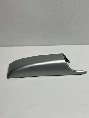 2007-2009 Hyundai Santa Fe Right Rear Roof Cap Bright Silver Metallic Code K1 - Image 1 of 4