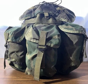 Field Pack Combat Nylon LC-1 Medium Woodland Rucksack mit Schultergurten - Bild 1 von 15