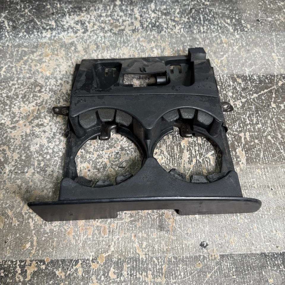 Выдвижной подстаканник для приборной панели пикапа Dodge Ram 1500 2500 1994-1997 годов выпуска - Изображение 1 из 4