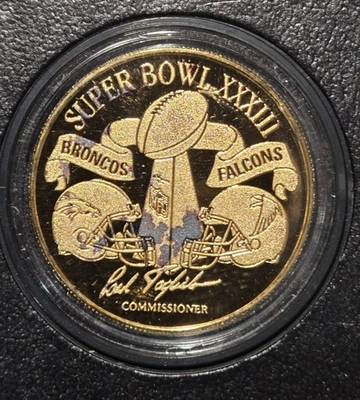 Moneda oficial del juego Super Bowl XXXIII 1999 1 OZ .999 plata fina acento de oro de 24 k Foto 1 de 4