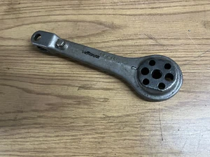 Volvo Penta SX steering arm  / swivel shaft INV # 6 - Picture 1 of 5