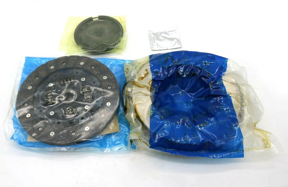 KM Auto Technik Kupplungssatz Kupplungsscheibe 0690788 3000120002SP für VW Seat - Bild 1 von 4