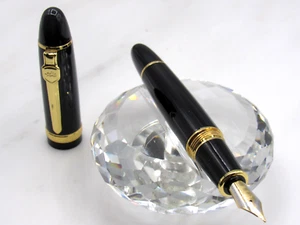 HIGH QUALITY LARGE BLACK JINHAO FOUNTAIN PEN WITH GOLD FINISH - Picture 1 of 6