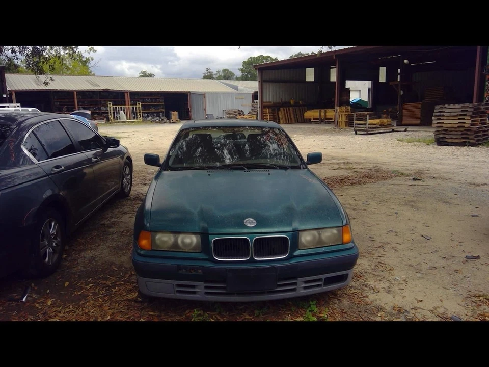 Passenger Right Strut Front Coupe Fits 93-99 BMW 318i 1134481 - Image 1 of 4